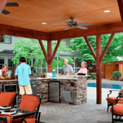 Aménager une Pergola pour une superbe cuisine extérieure